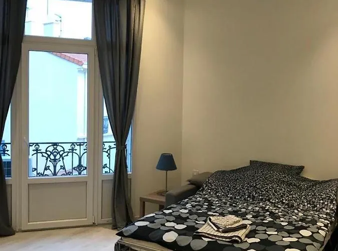 Apartment Center *